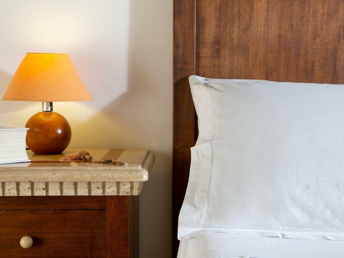 Al Guado Di Assisi B&B Бастия Умбра Екстериор снимка
